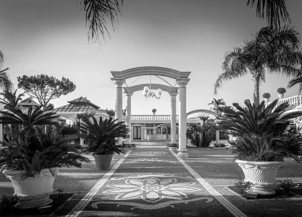 La Fontanina Hotel Giugliano In Campania Exterior photo